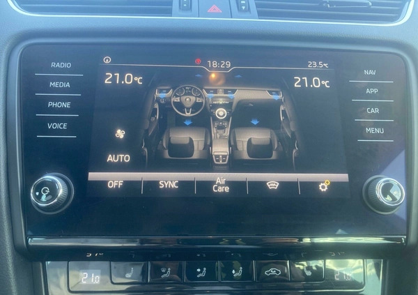 Skoda Octavia cena 61900 przebieg: 130950, rok produkcji 2019 z Przysucha małe 466